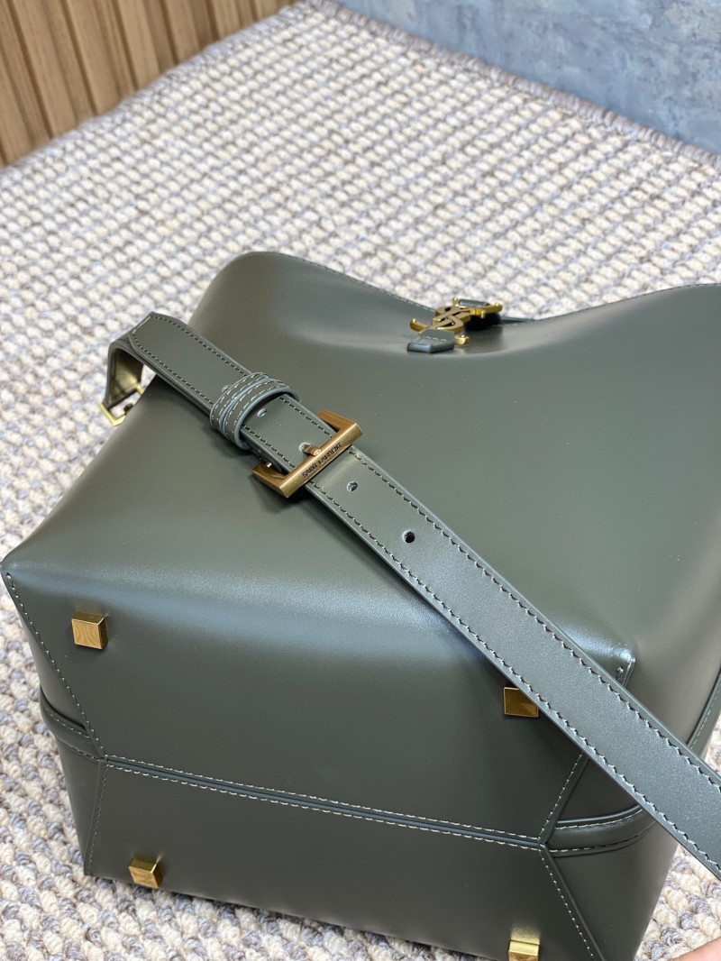 Y51 top handle bags